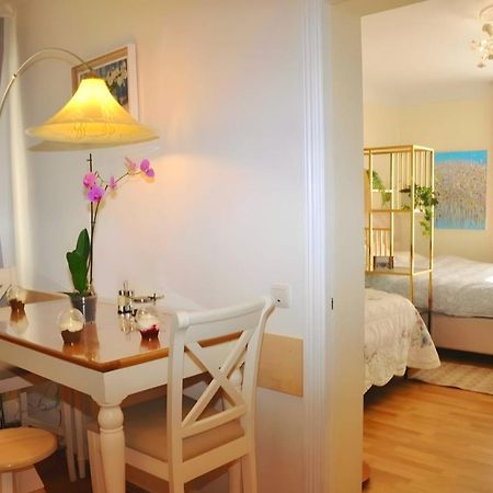 Apartamento La Boheme - The Magic Of Riga & Free Parking Exterior foto