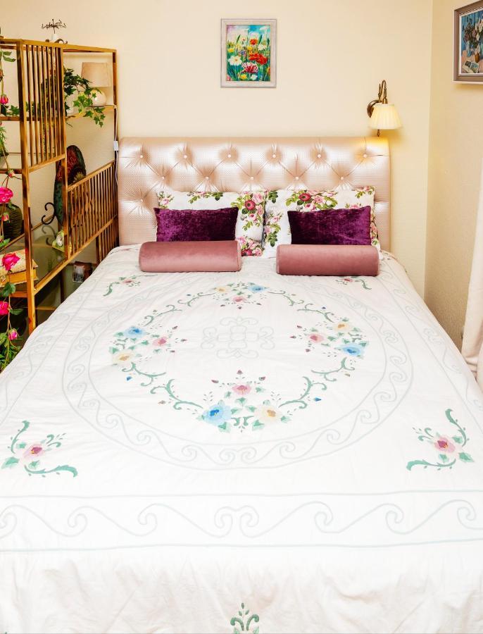 Apartamento La Boheme - The Magic Of Riga & Free Parking Exterior foto