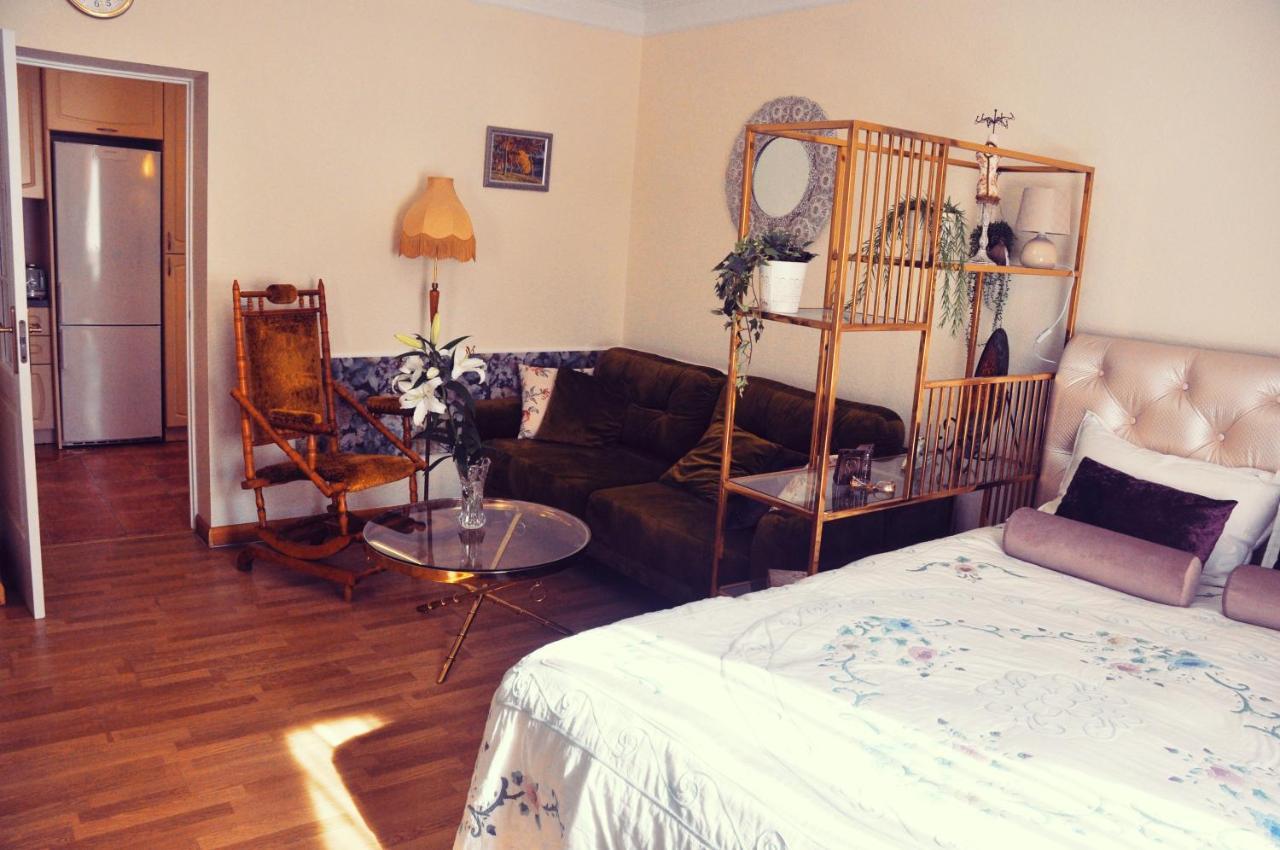 Apartamento La Boheme - The Magic Of Riga & Free Parking Exterior foto